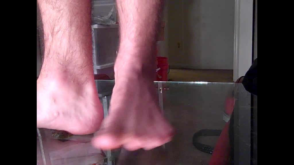 Crush barefoot 1
