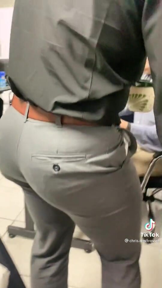 Bubble butt in tight suit