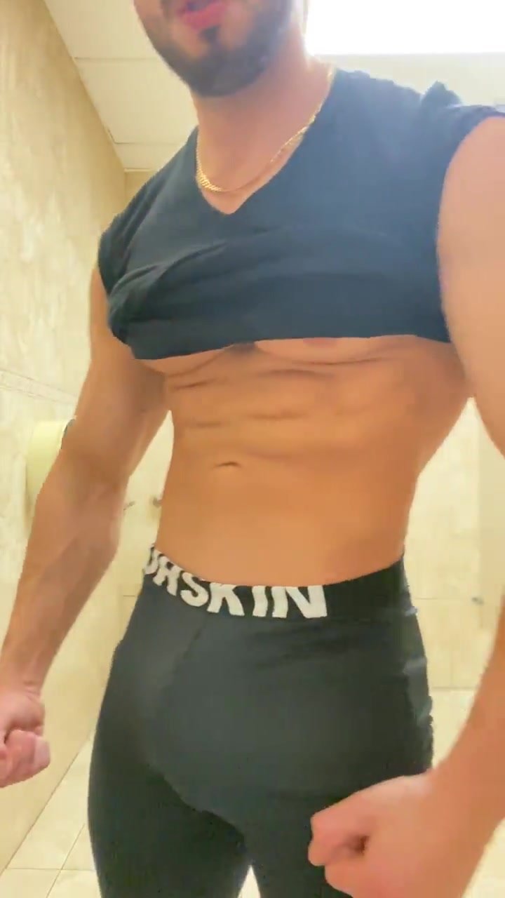 Muscle bulge - video 3