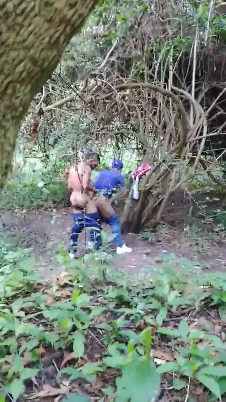 2 guys caught fucking in woods