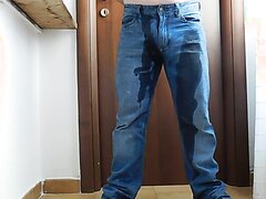 piss in my jeans - video 8