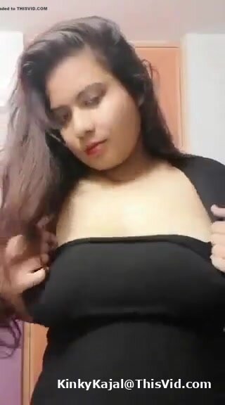 Sexy Indian GF Show Herself To Her BF
