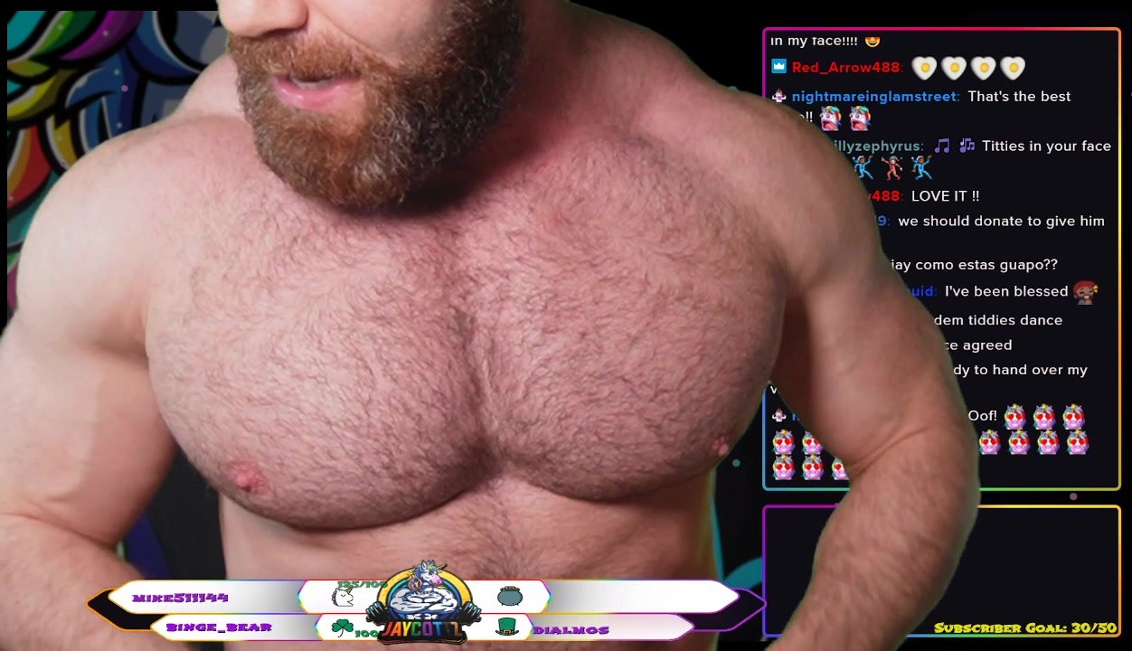 Muscle streamer with huge pecs