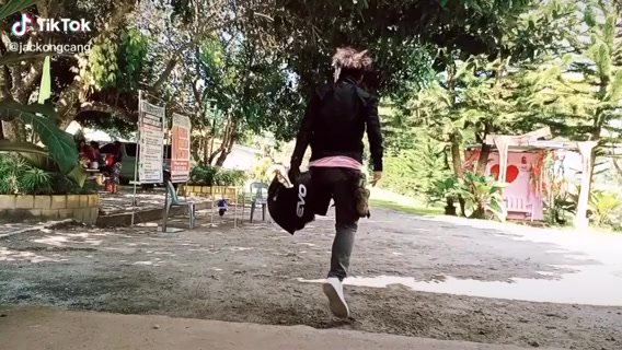 Onelegged biker - video 2