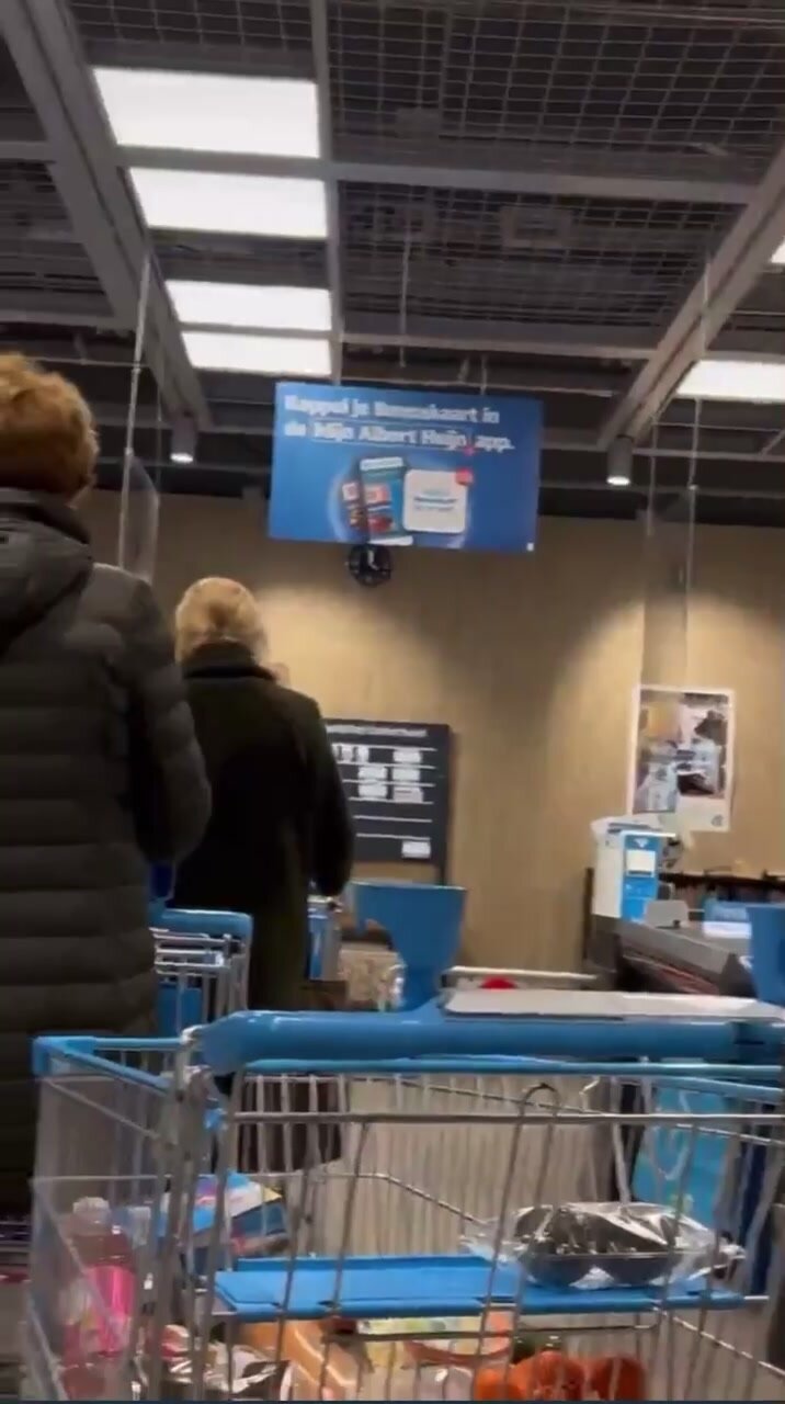 Mooning in the supermarket