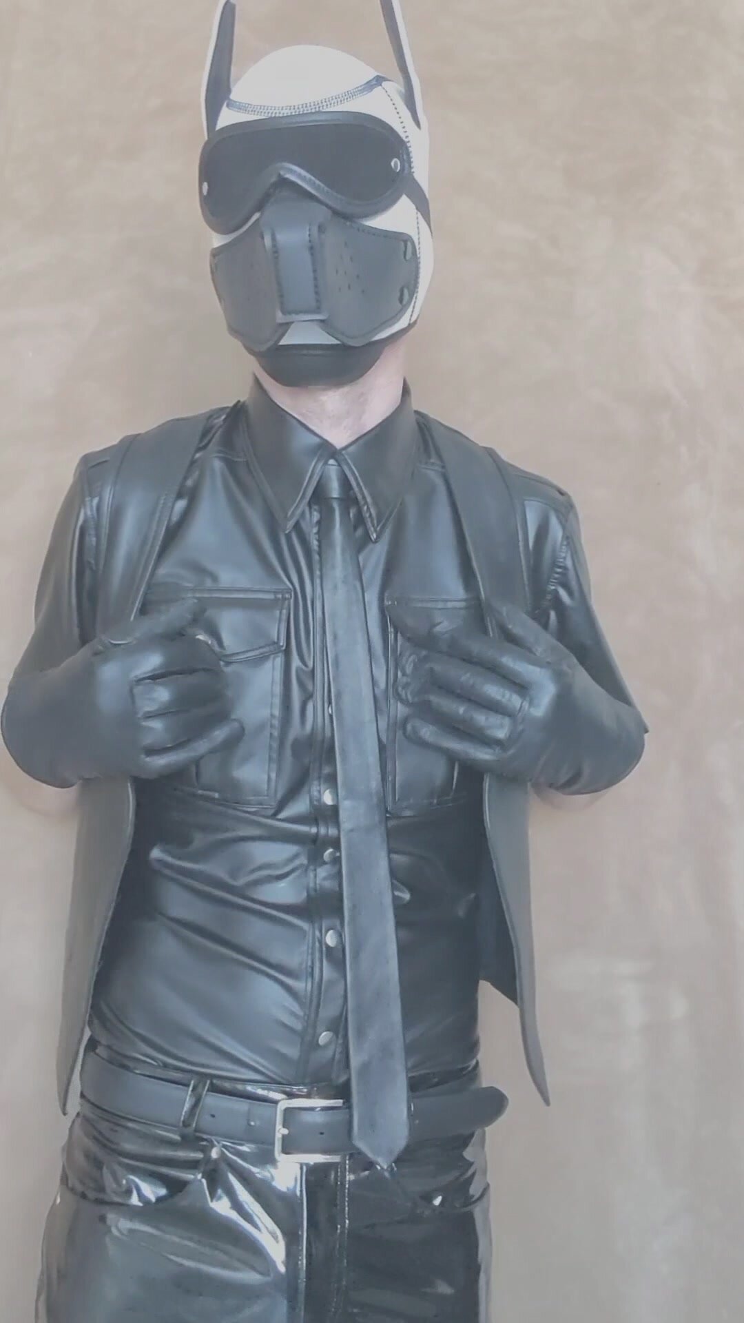 Self beating and rubbing in Leather and ...