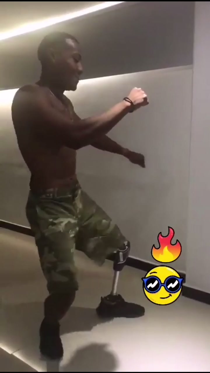 Amputee dancing - video 3