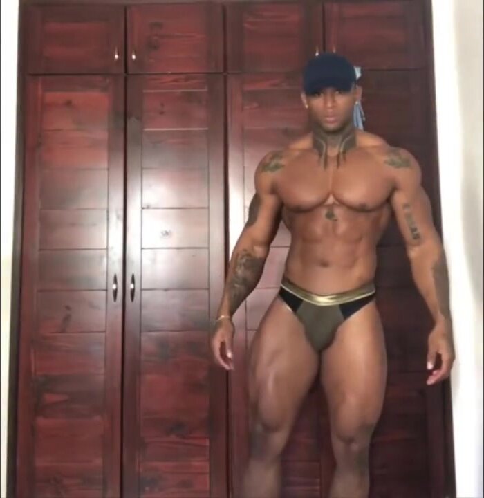 Latin bodybuilderr Fabian