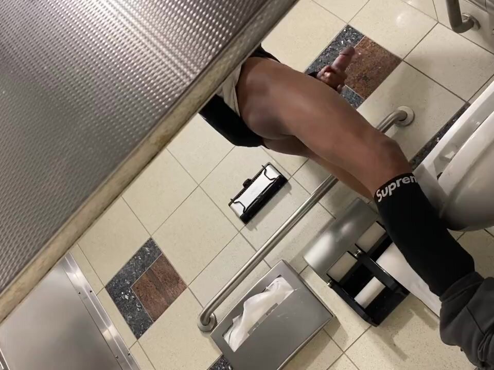 cum in toilet  hot spy