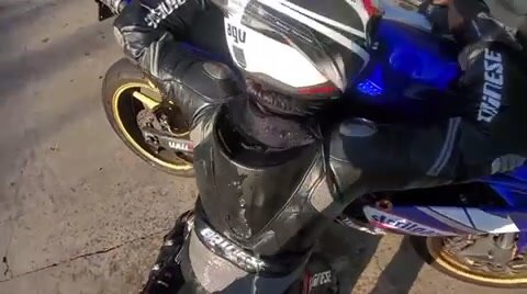 Biker Piss - video 3