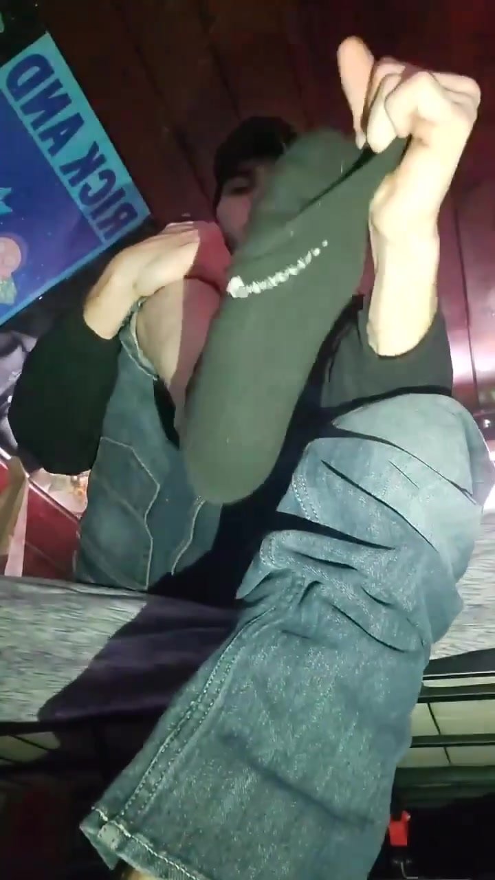 Jock Shows His Feet 2