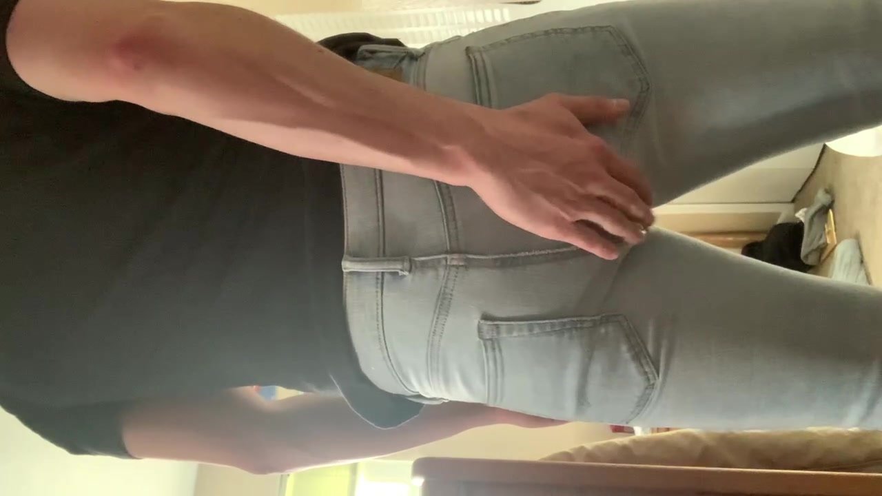 Pooping my jeans - video 3