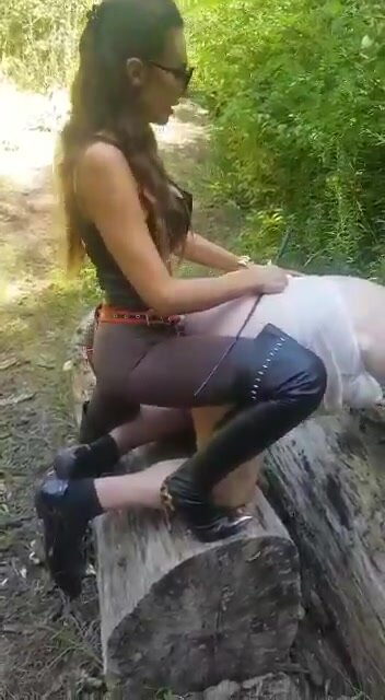 Outdoor Pegging from Domme