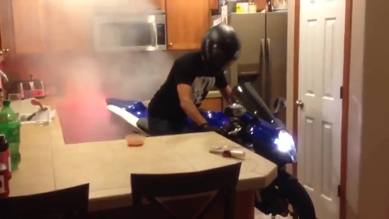 Sportbike kitchen burnout insane