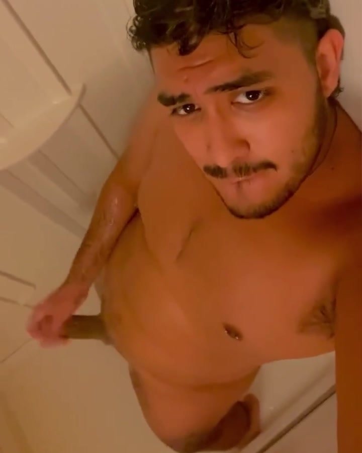 He Will Jerk Off Anywhere (CUMpilation)