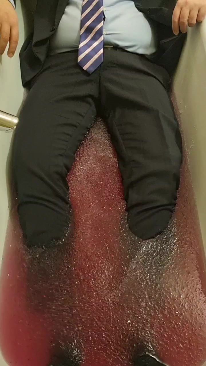 Slimy Suited Bath