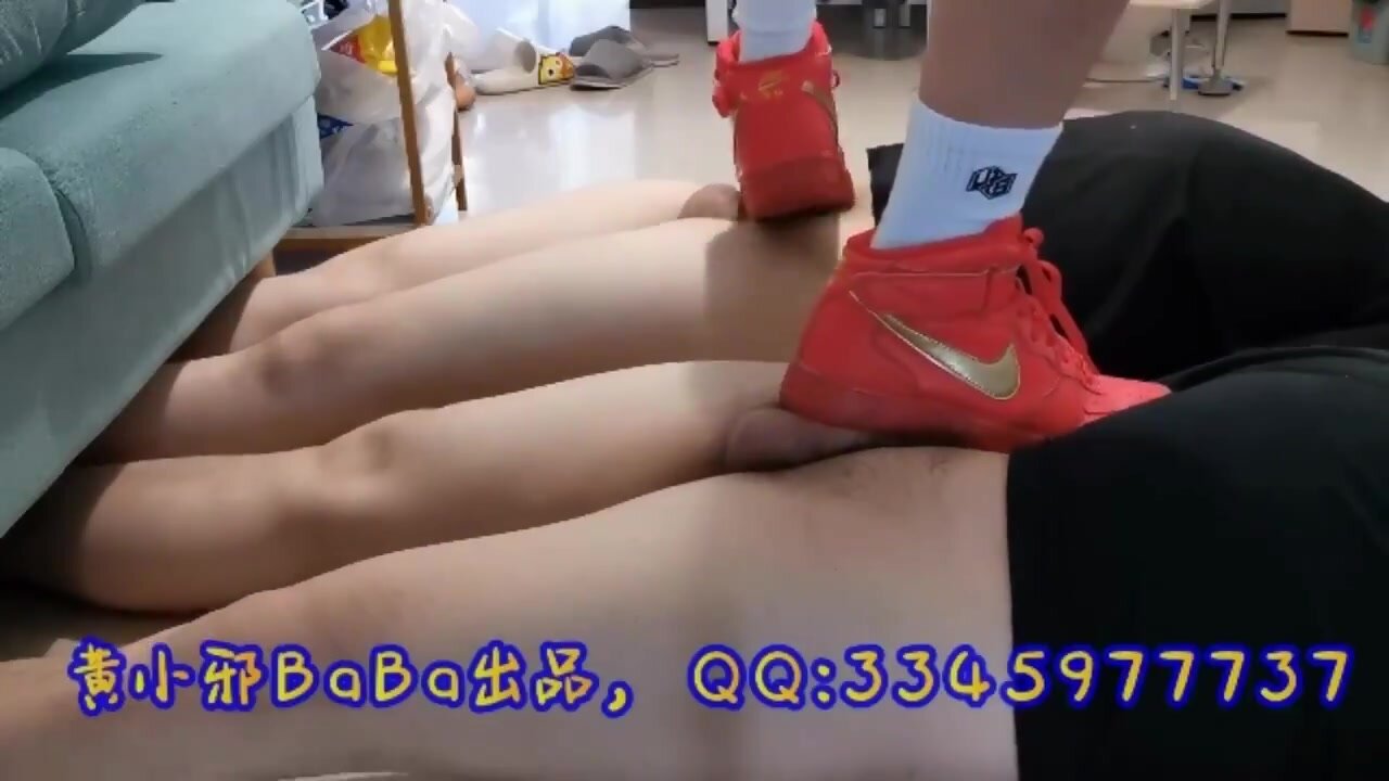 male dress shoes sneakers trample - video 12