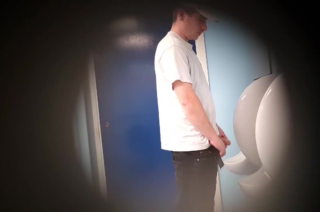 Urinal huge thick chav