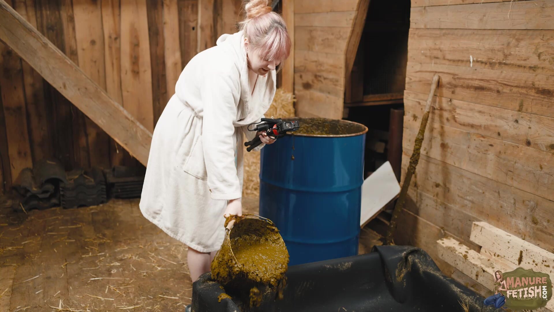 Manure Health Cure - orgasm and masturbate in cowshit