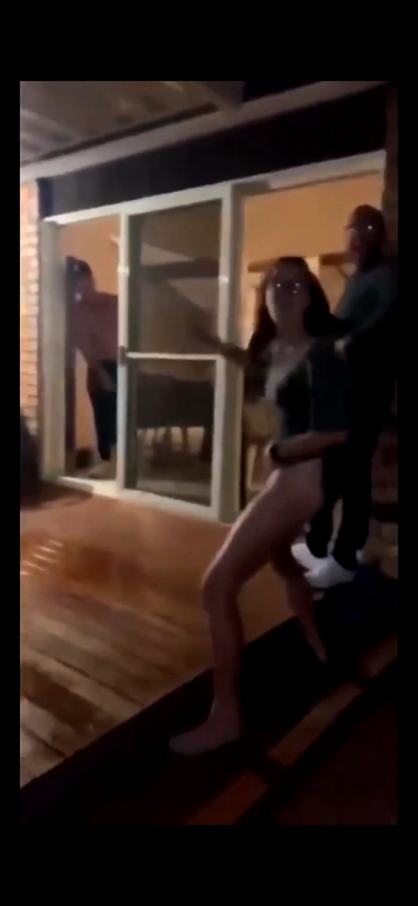 Drunk girl wins pissing contest