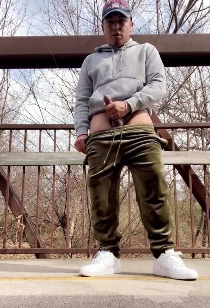 Public Jerk - video 7