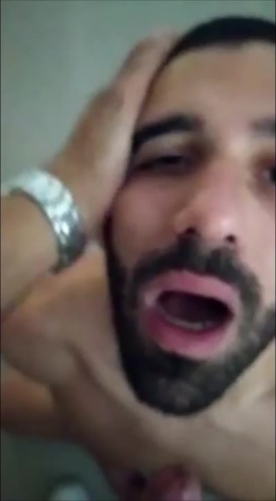 fag salvador sucks cock
