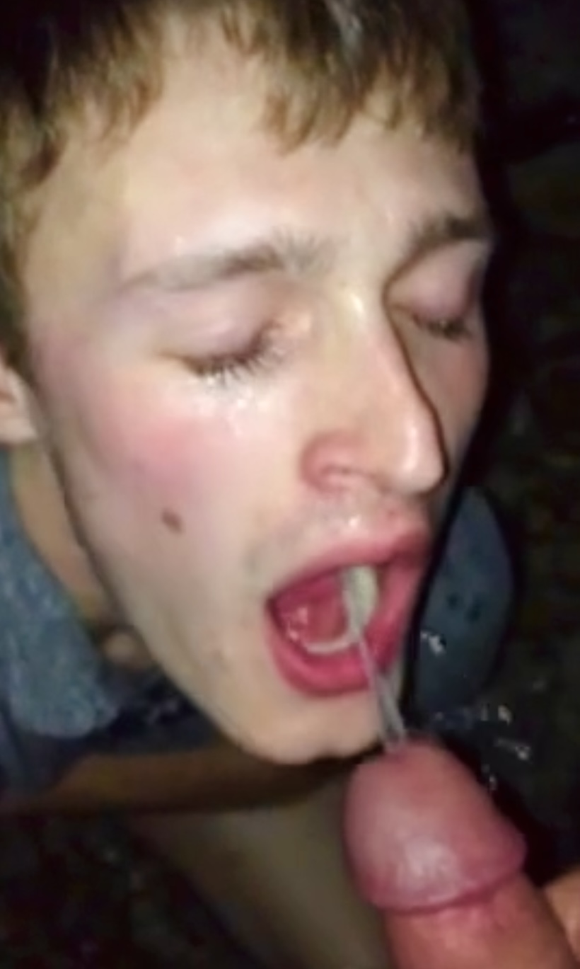 Hot twink loves getting warm piss