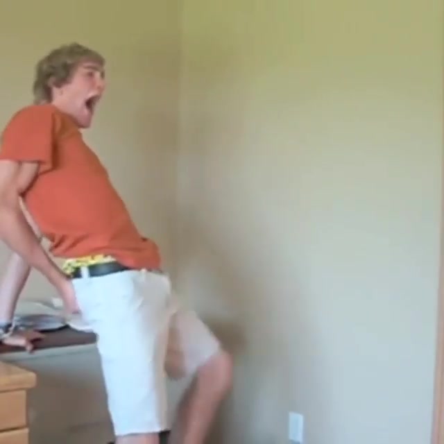 friend wedgie