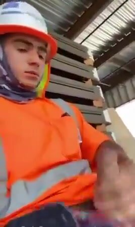 Quick jerk at work - video 2
