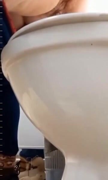 Mature Milf Understall Toilet Spycam Comp