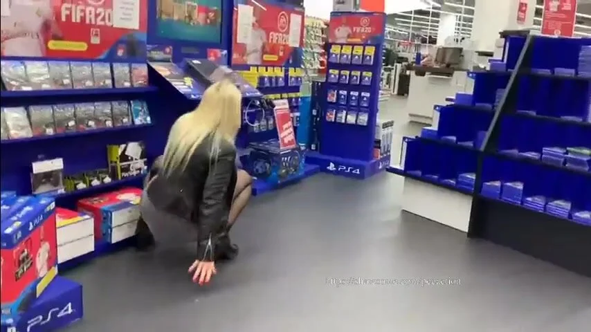 Pissing: Peeing all over the Playstation PS4… ThisVid.com