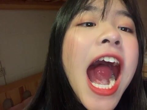 chinese girl mouth 03