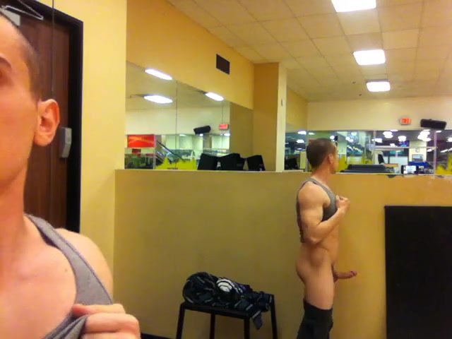 Gym rat jacking his long cock watching others there