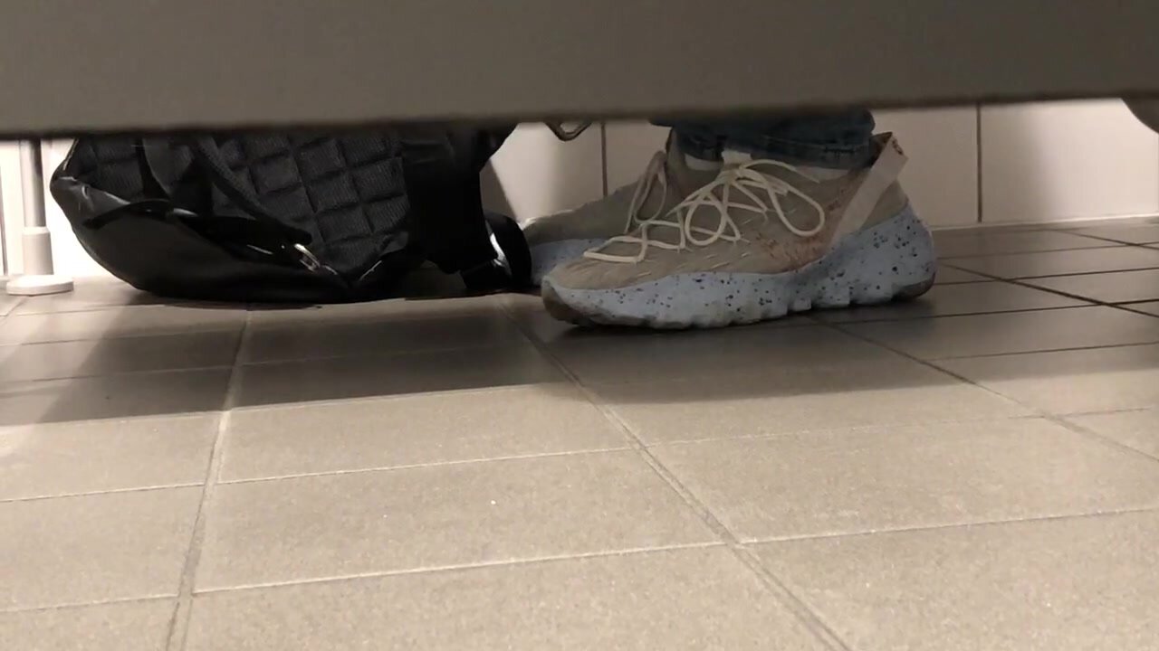 Nice shoes - video 2