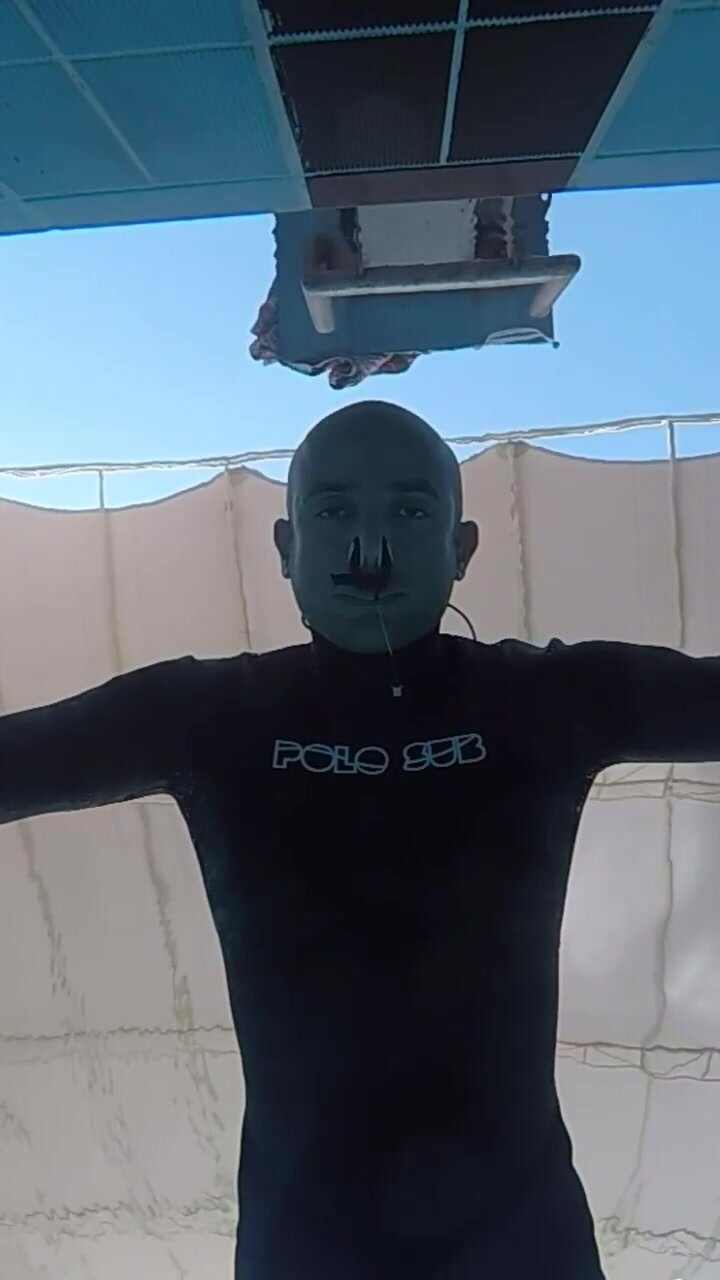 Underwater barefaced static breathold in wetsuit - video 2