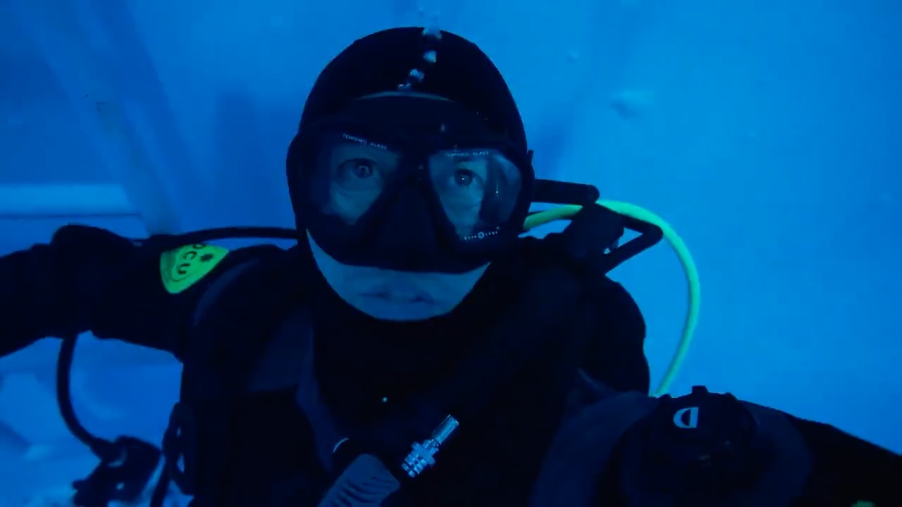 Diver Handcuffed Underwater with his Air Supply Cut