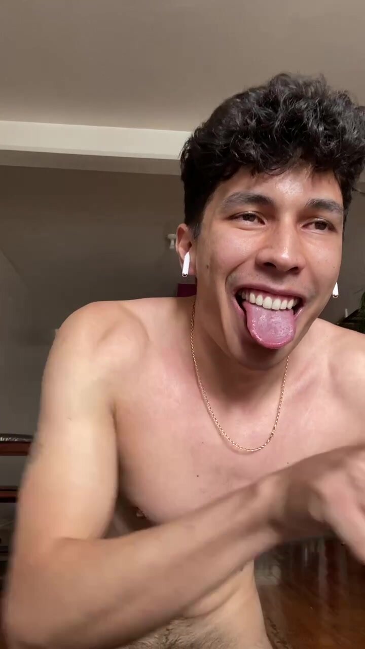 Poppers monkey Ed exposed