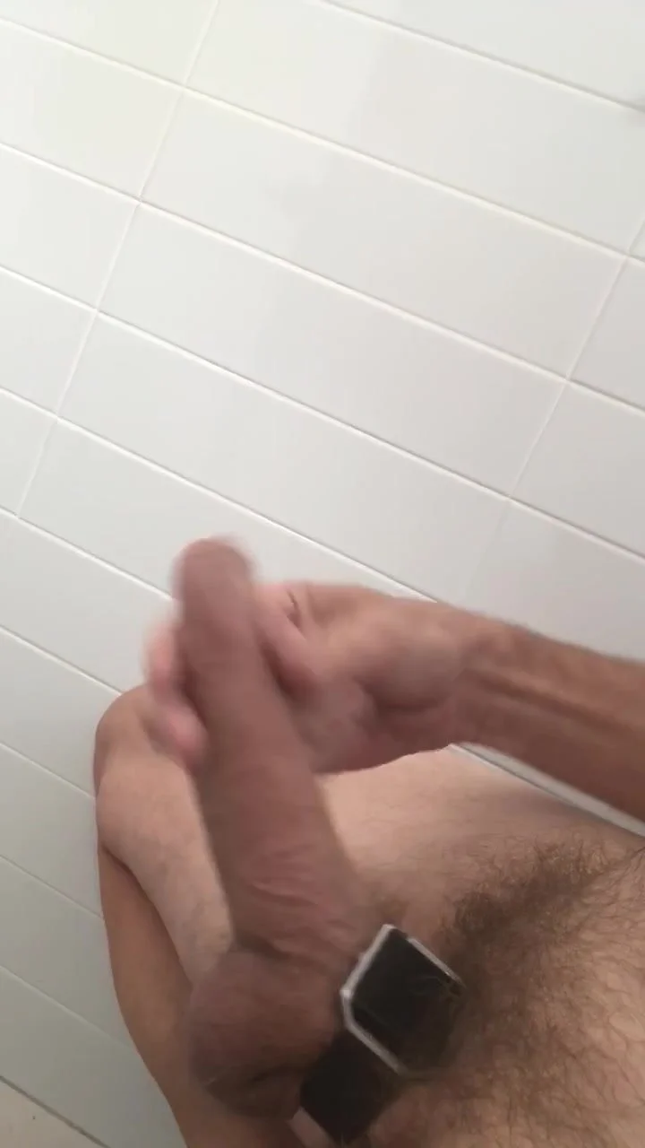 Wanking at work - video 11