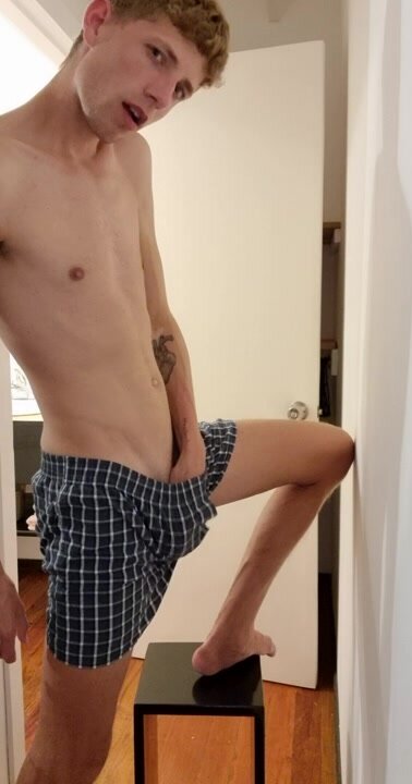 German twink cums hard