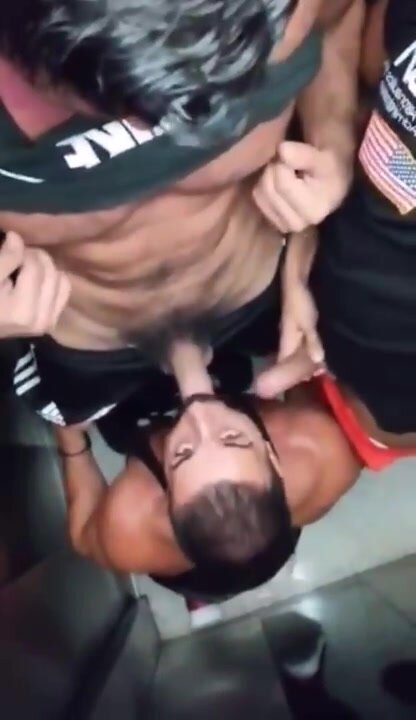 Threesome in the bathroom - video 2
