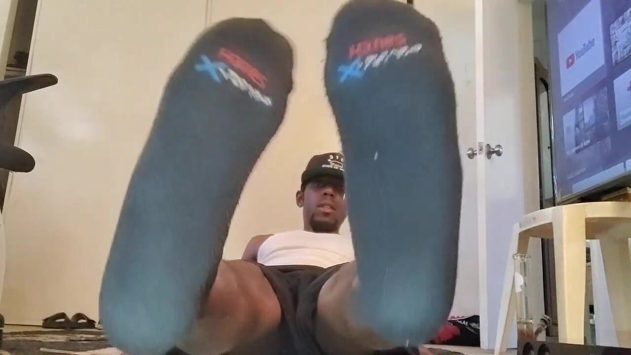 Eat my fucking feet i know u want to