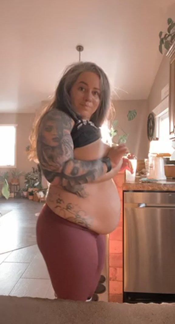 chubby belly girl in legging