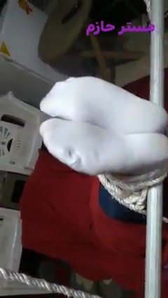 فلكه للاقدام بالجوارب البيضاء