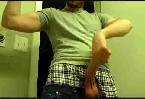 Jerkoff in boxers