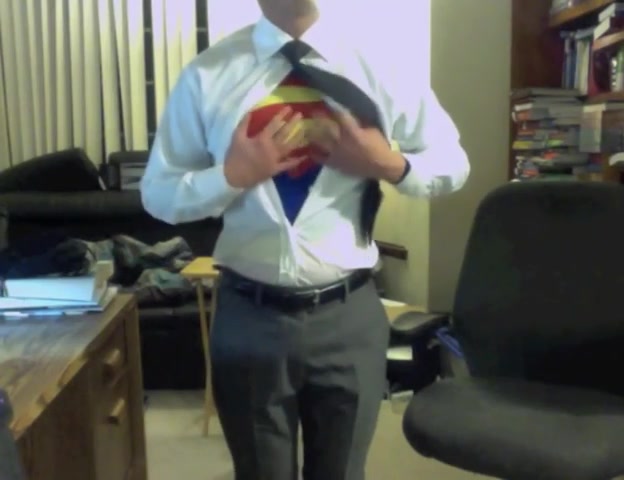 Clark Kent becomes hypnotized