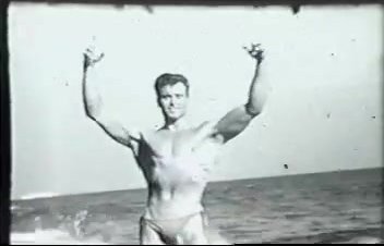 Vintage AMC presents Ed Fury at the beach (B&W)
