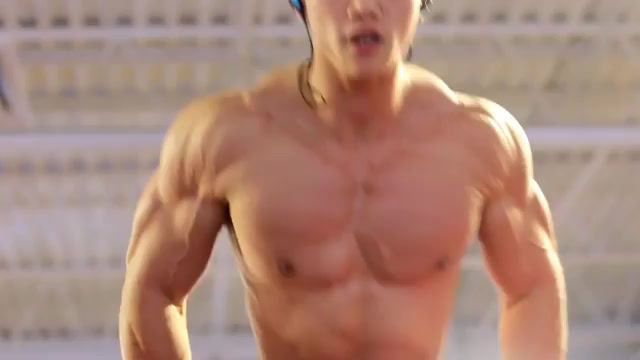 Asian bodybuilder - video 2
