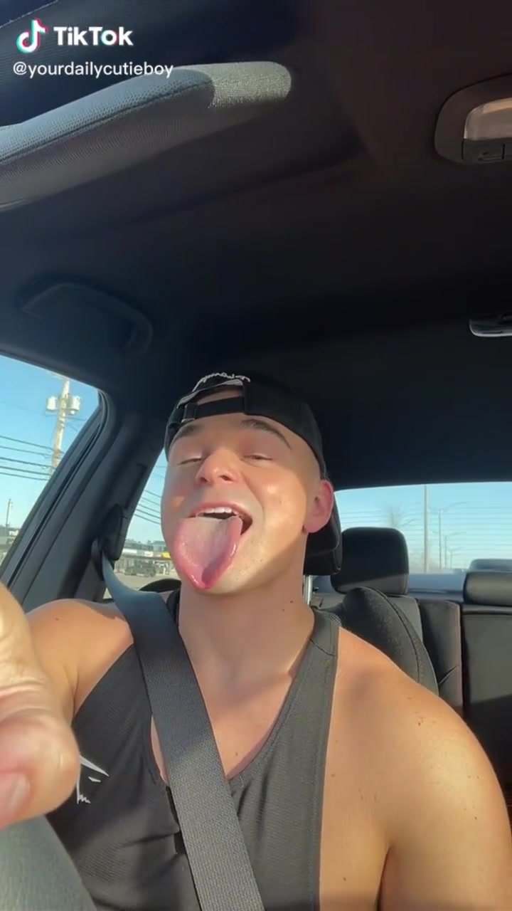 Canadian Guy With Huge Tongue 2