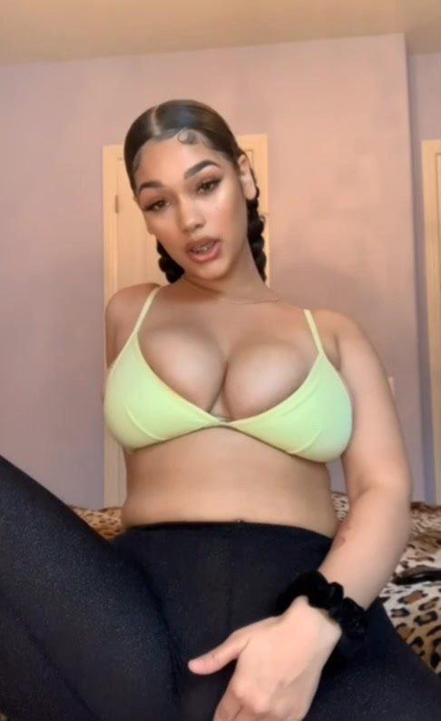 Big titty thot - video 2
