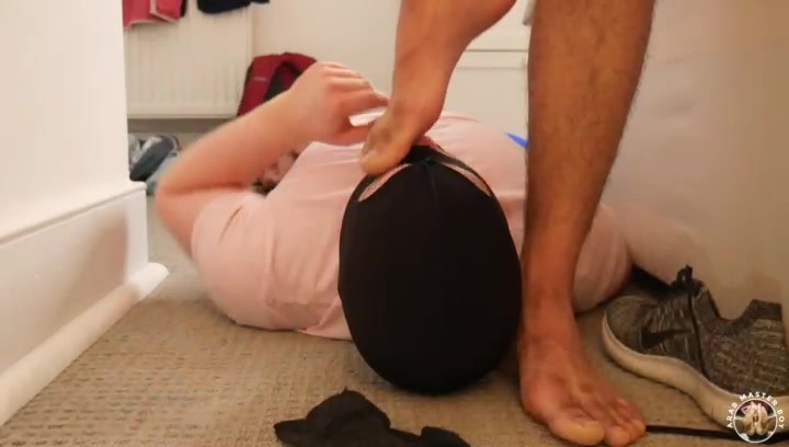 Fart slave - video 8